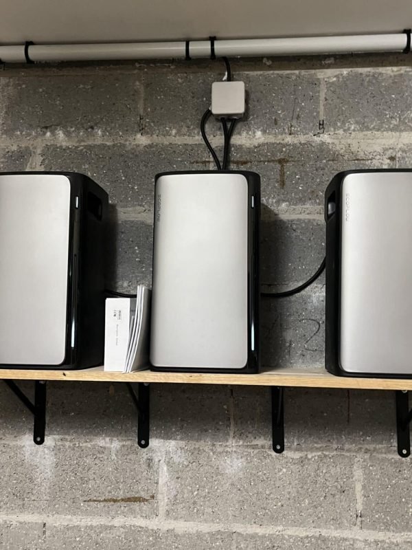 Sileos - Batterie panneaux solaires : prix, rentabilité réelle et alternatives en 2026 (pilotage, batterie virtuelle) - Featured Image 1