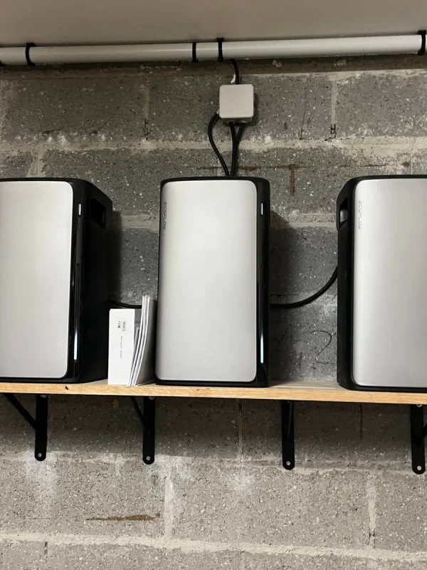 Sileos - Batterie panneaux solaires : prix, rentabilité réelle et alternatives en 2026 (pilotage, batterie virtuelle) - Featured Image 1