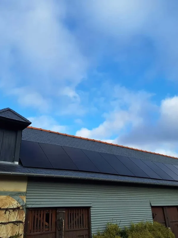 Sileos - Panneaux solaires sur toiture : tuile, ardoise, toit plat, surimposition ou intégration - Featured Image 1